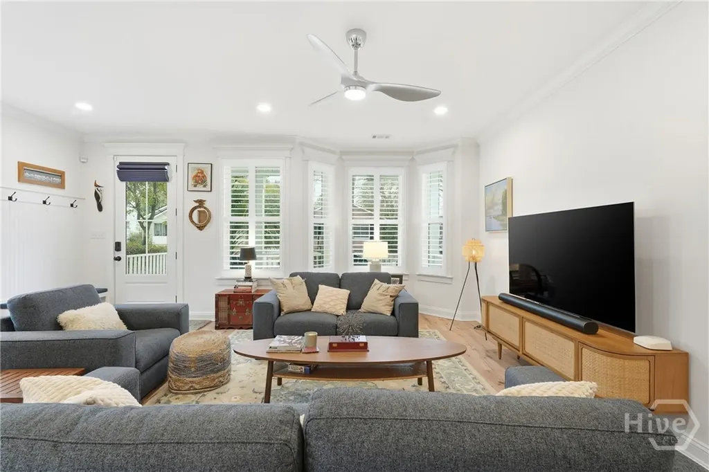 806 E 35th Street Savannah GA 31401