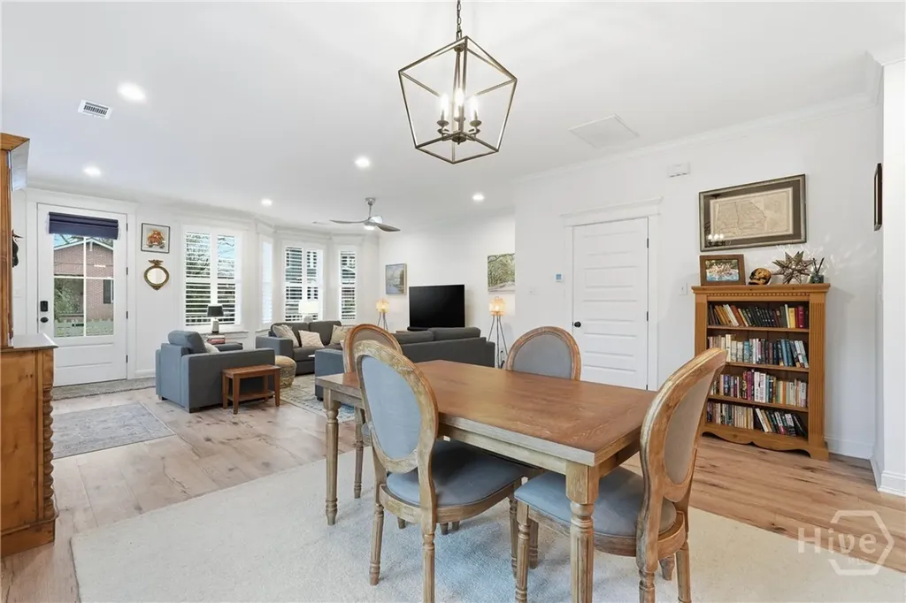 806 E 35th Street Savannah GA 31401