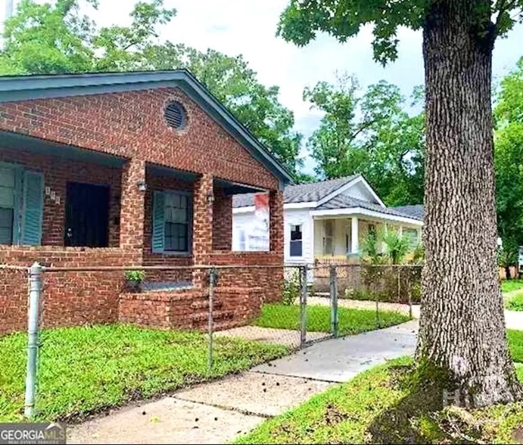 708 E 32nd Street Savannah GA 31401