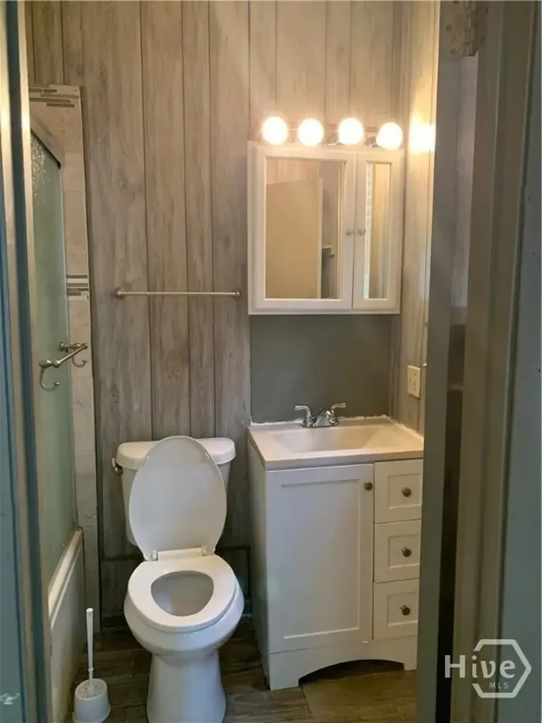 708 E 32nd Street Savannah GA 31401