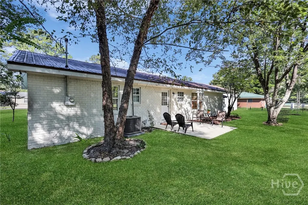 313 Hickory Street Springfield GA 31329