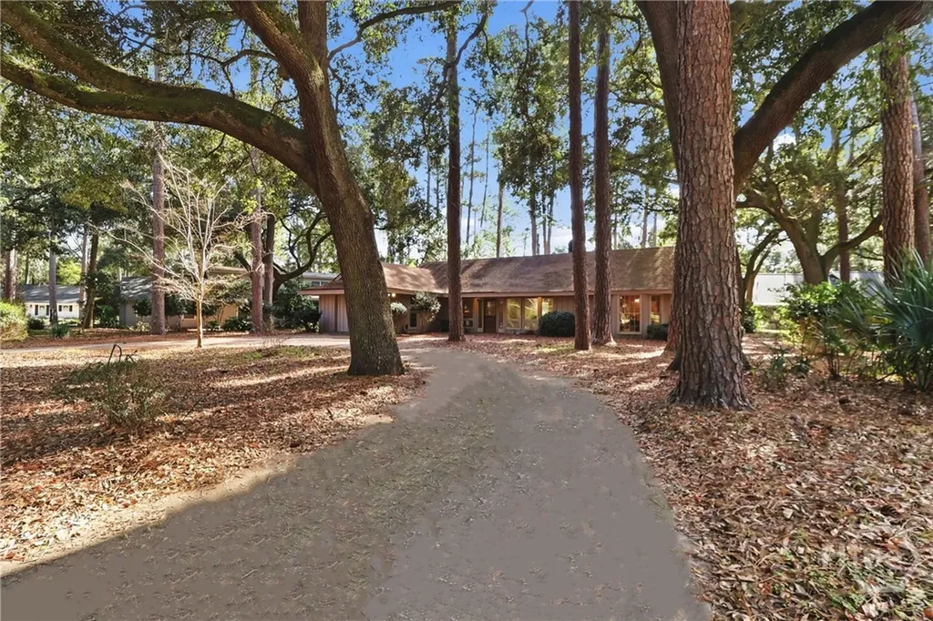 29 Monastery Road Savannah GA 31411