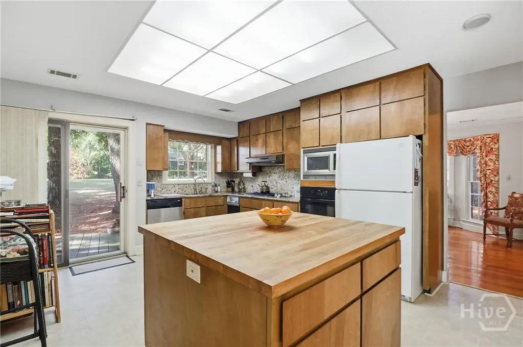 29 Monastery Road Savannah GA 31411