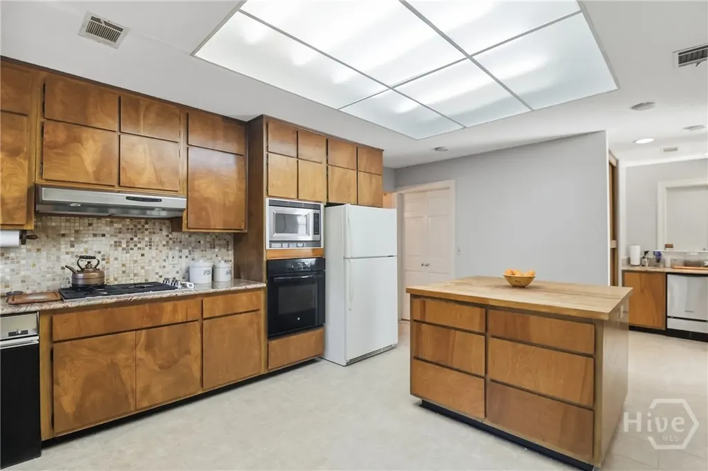 29 Monastery Road Savannah GA 31411