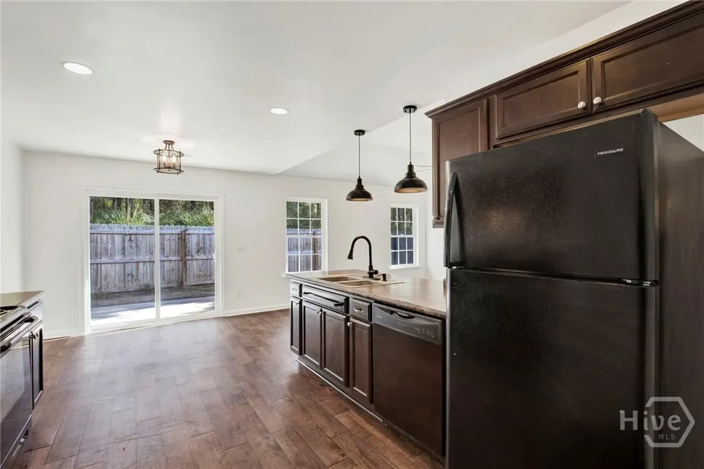 126 Knotty Pine Circle Springfield GA 31329
