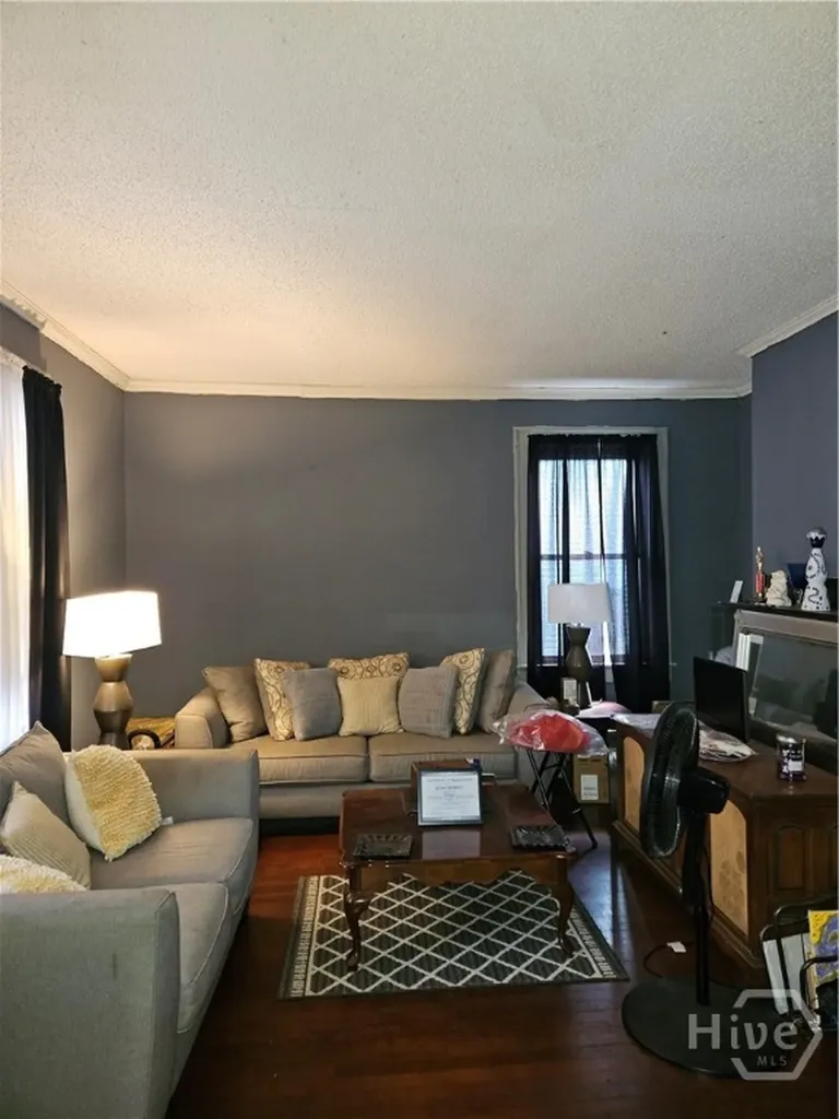 645 E 40th Street Savannah GA 31401