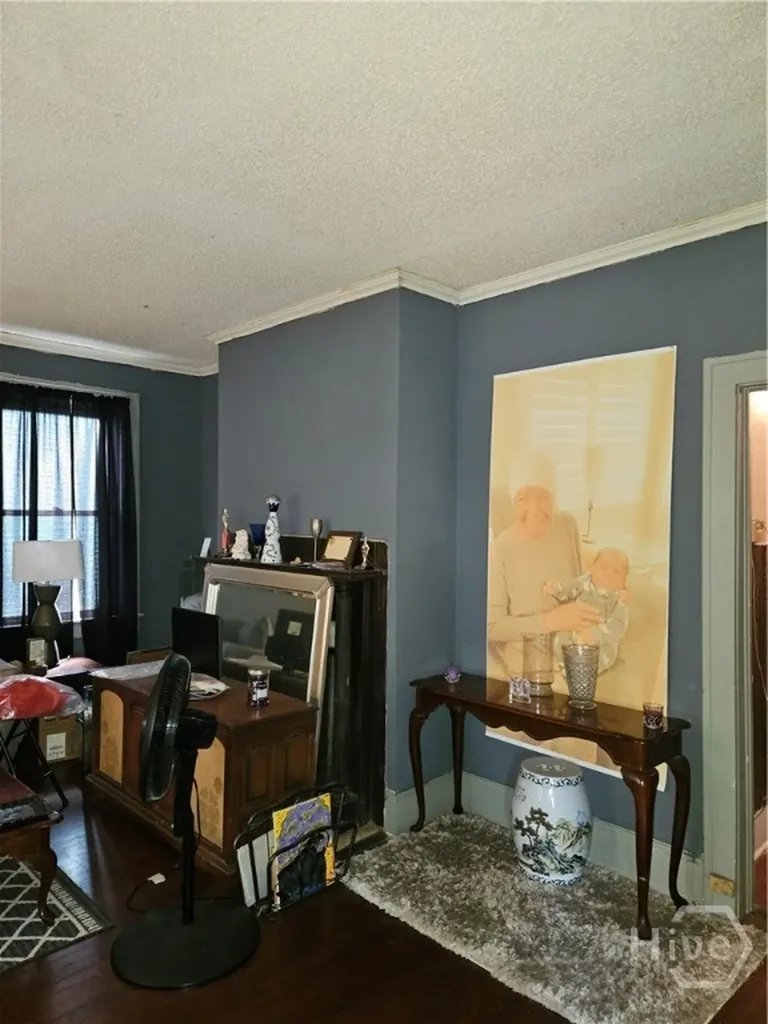 645 E 40th Street Savannah GA 31401