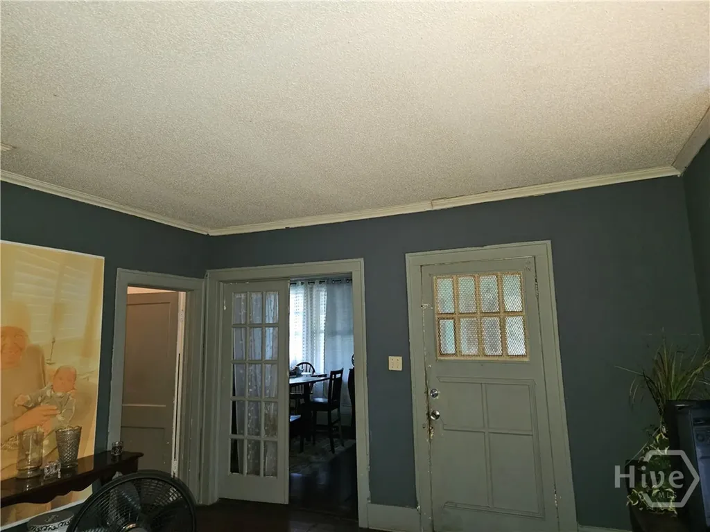 645 E 40th Street Savannah GA 31401