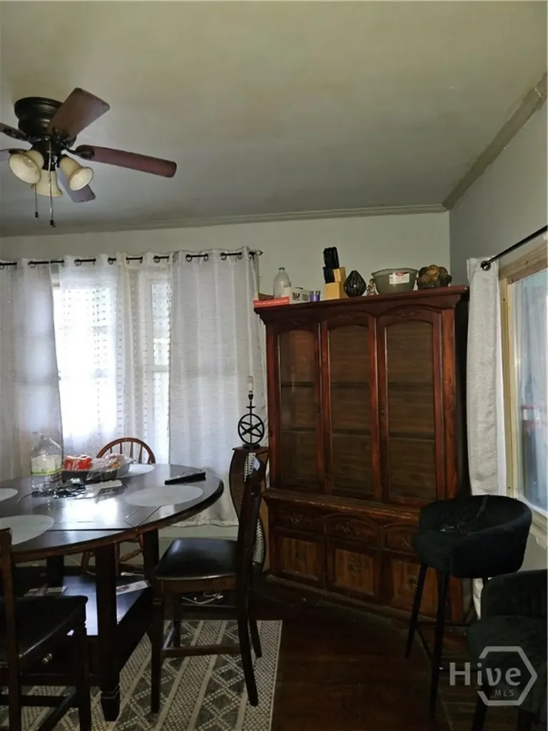 645 E 40th Street Savannah GA 31401