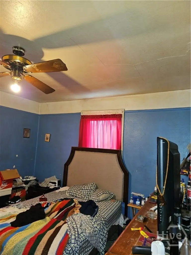 645 E 40th Street Savannah GA 31401