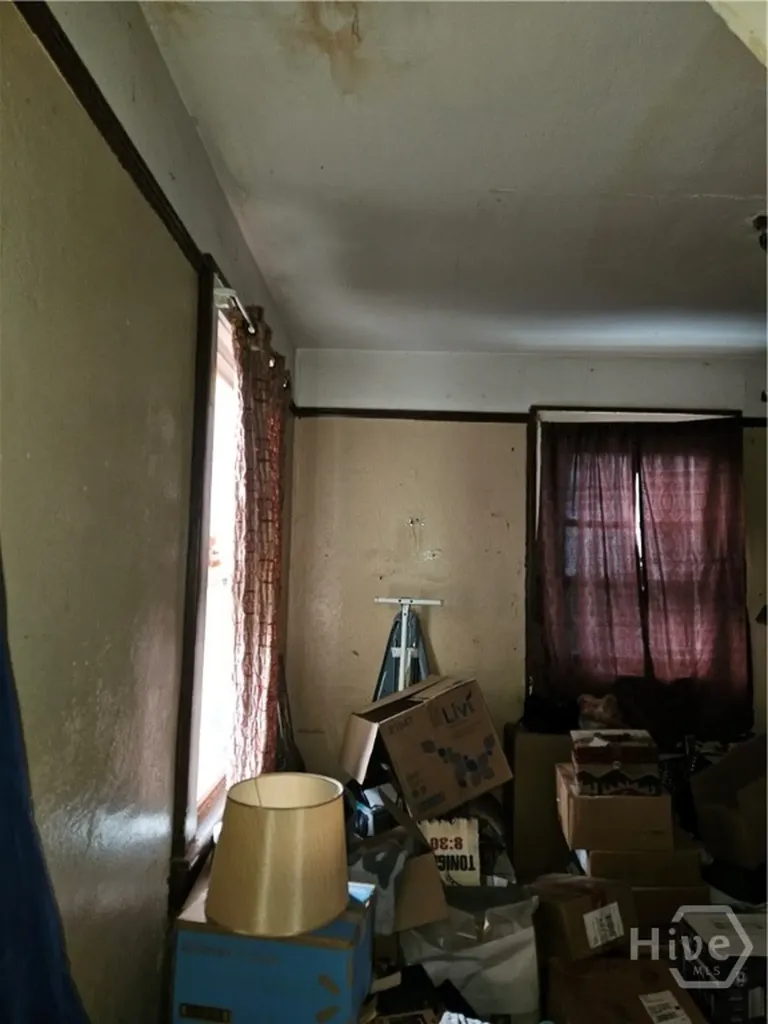 645 E 40th Street Savannah GA 31401