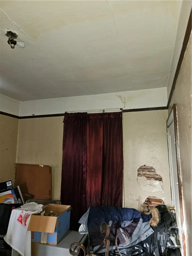 645 E 40th Street Savannah GA 31401