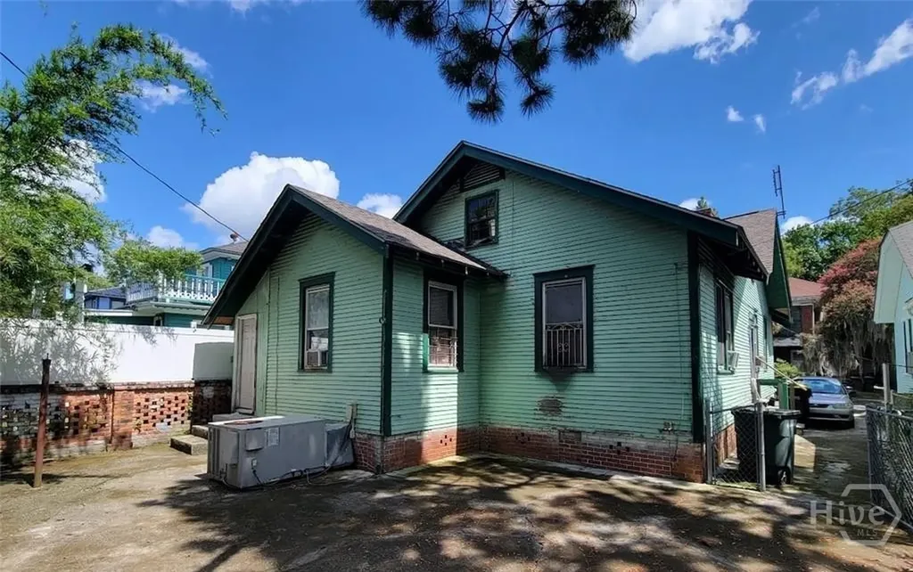 645 E 40th Street Savannah GA 31401