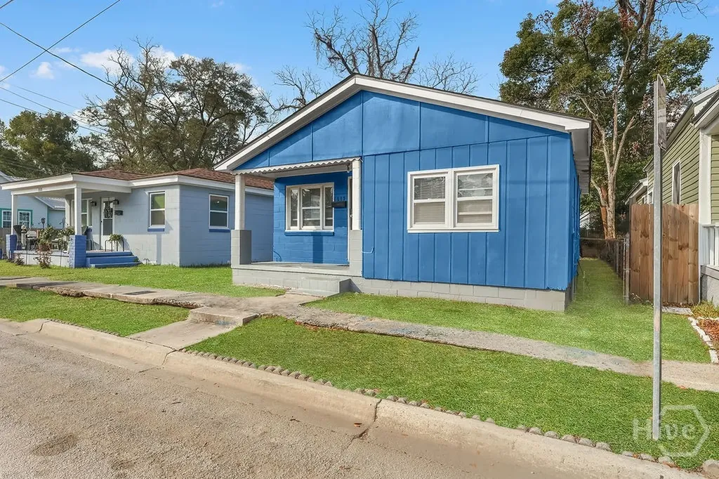1513 Vine Street Savannah GA 31401