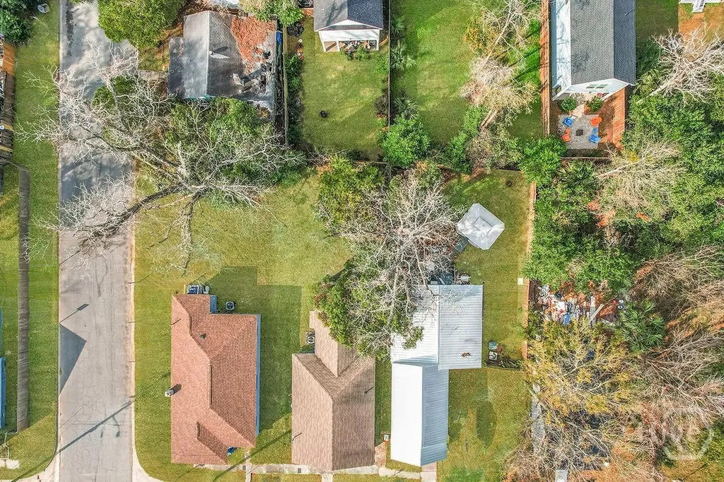1513 Vine Street Savannah GA 31401