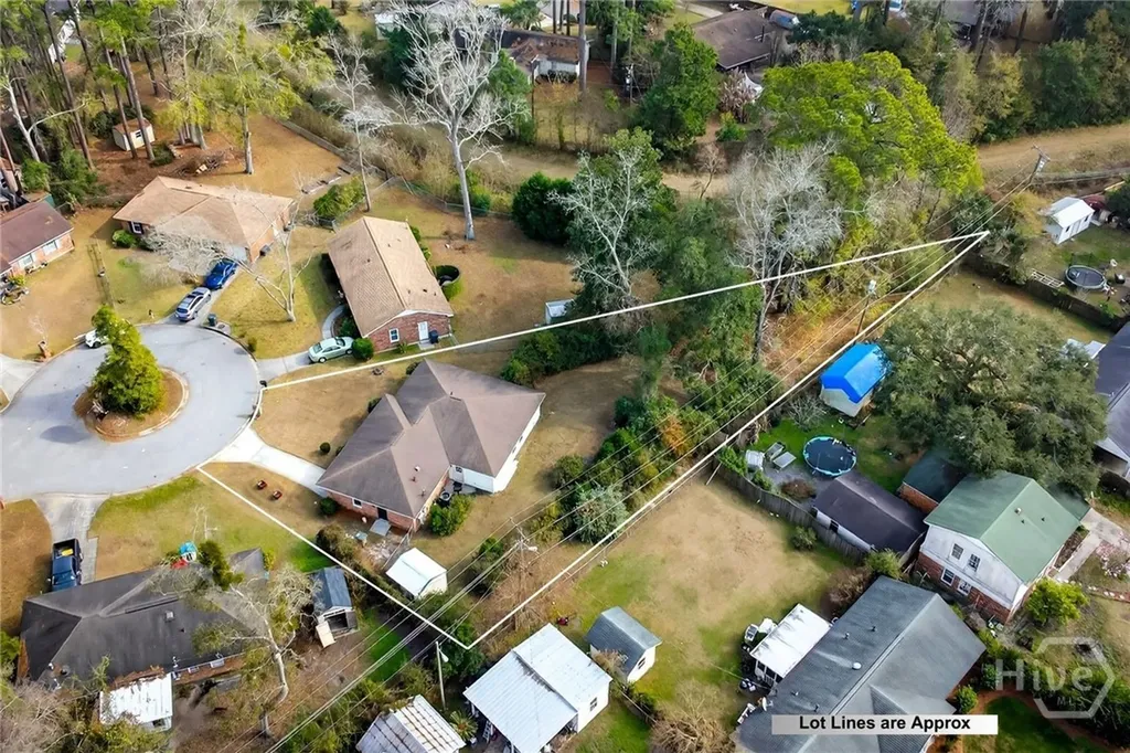 6 Prince Charles Court Savannah GA 31406