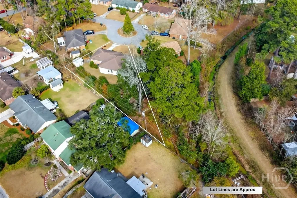 6 Prince Charles Court Savannah GA 31406