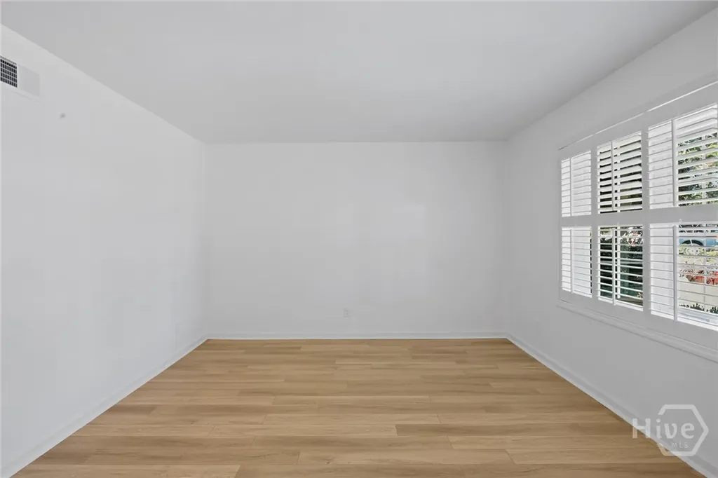6 Prince Charles Court Savannah GA 31406