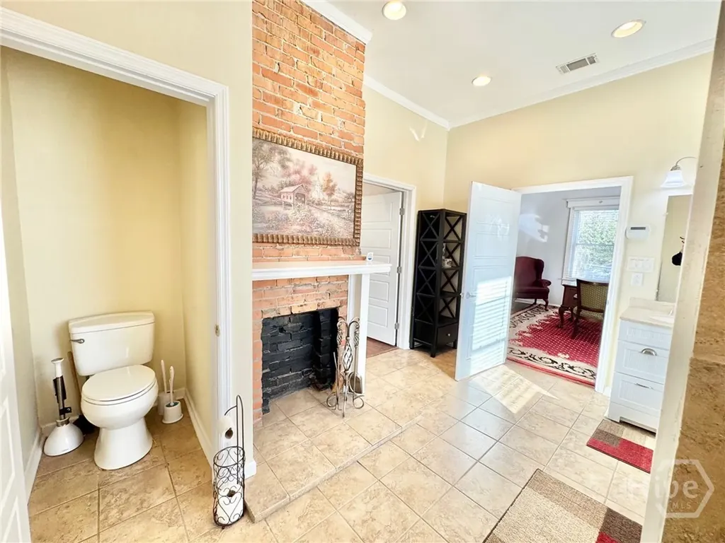 835 E Duffy Street Savannah GA 31401