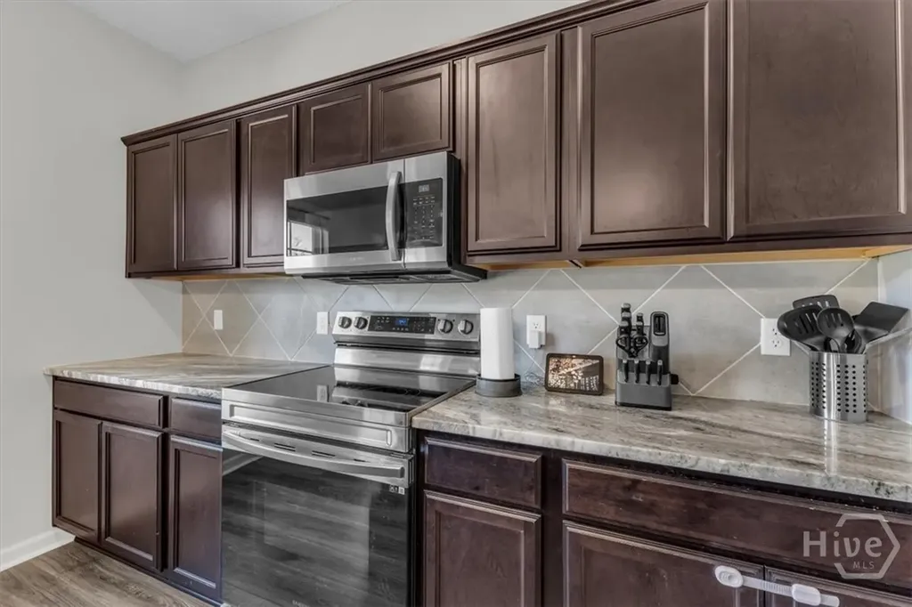 4 Turpentine Trail Hinesville GA 31313