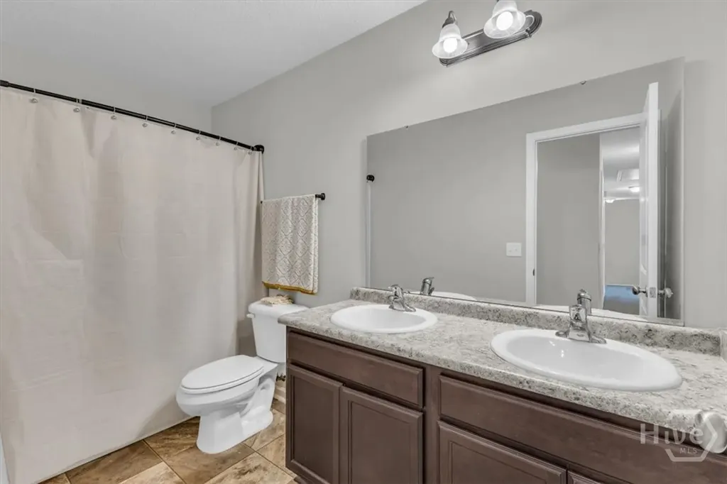 4 Turpentine Trail Hinesville GA 31313