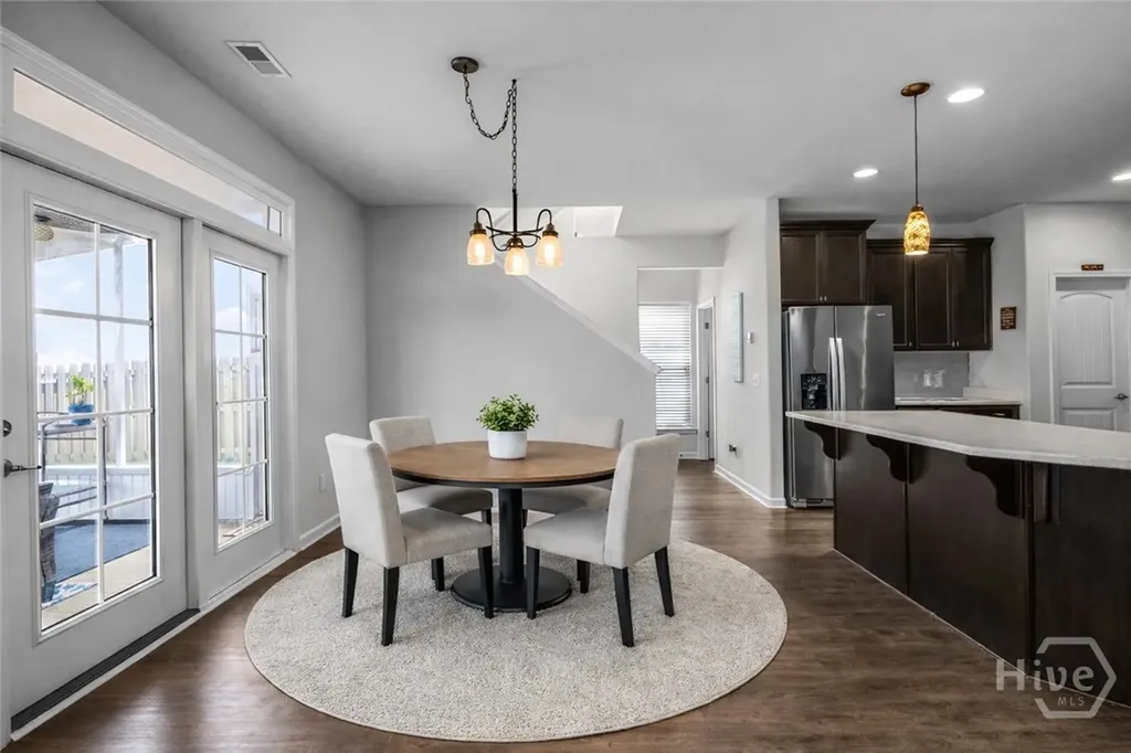 238 Lakepointe Drive Savannah GA 31407