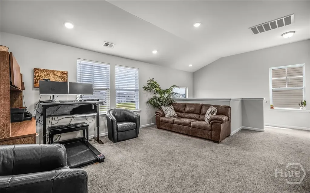 238 Lakepointe Drive Savannah GA 31407