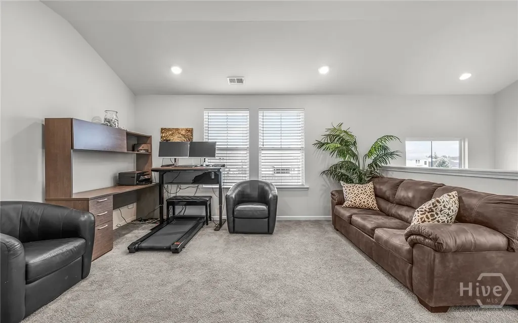 238 Lakepointe Drive Savannah GA 31407