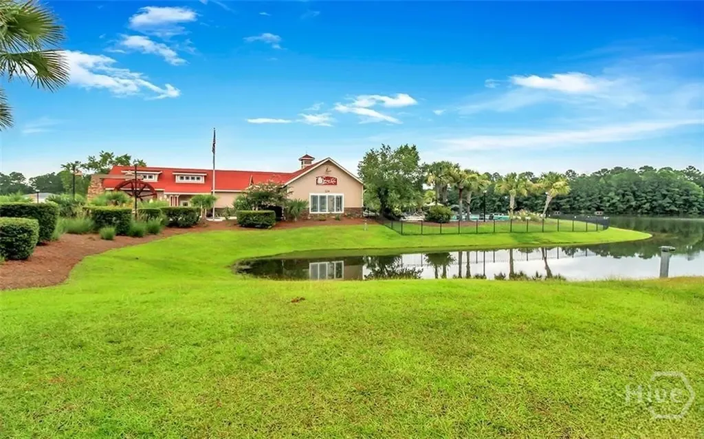 238 Lakepointe Drive Savannah GA 31407