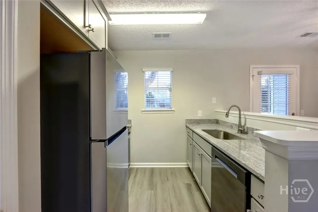 20 Lansing Savannah GA 31406