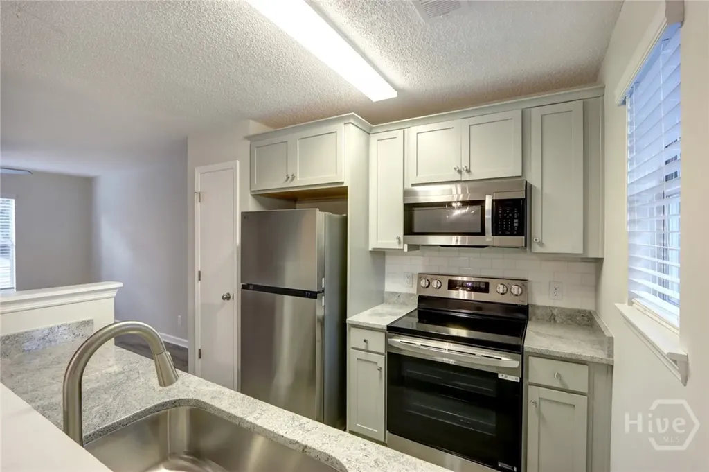 20 Lansing Savannah GA 31406