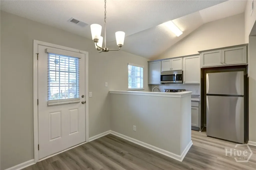 7346 Leghorn Street Savannah GA 31406