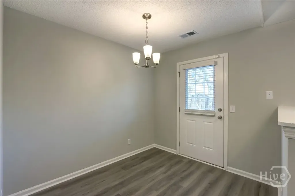 7346 Leghorn Street Savannah GA 31406