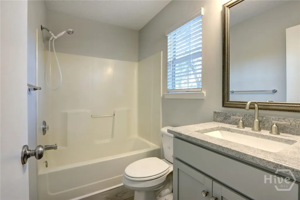 7346 Leghorn Street Savannah GA 31406