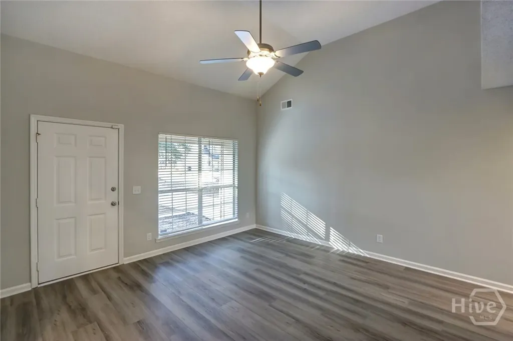 7346 Leghorn Street Savannah GA 31406