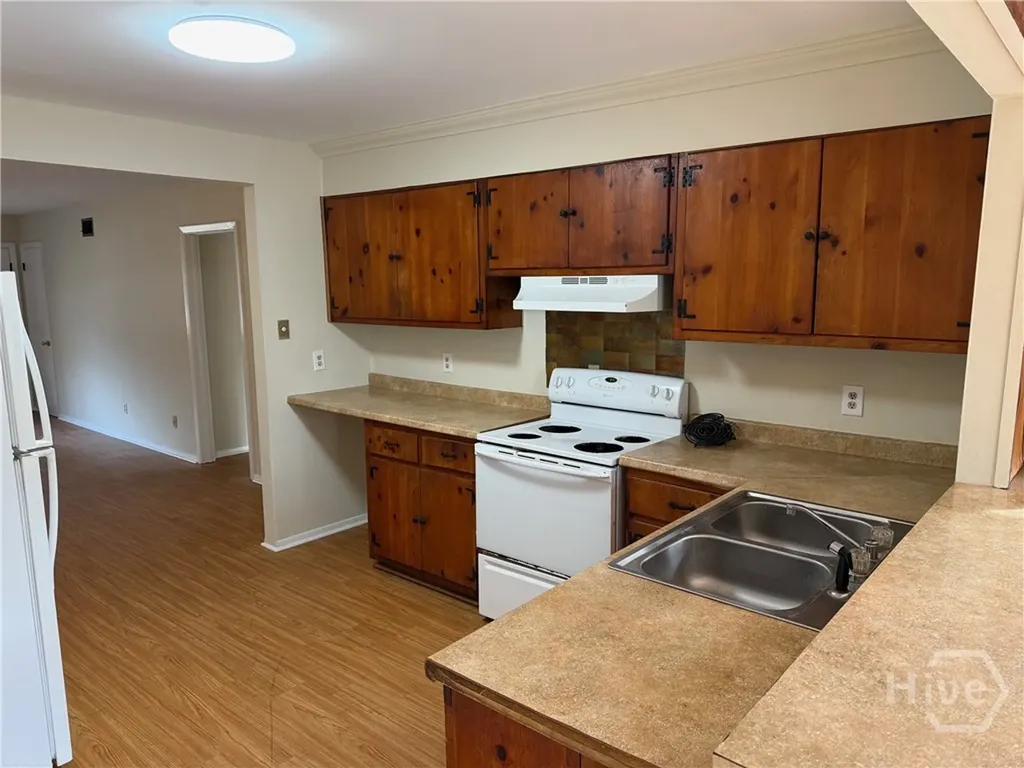 2101 Oakland Court Savannah GA 31404