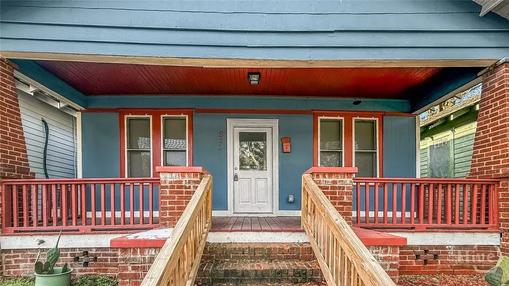 823 W 39th Street Savannah GA 31415