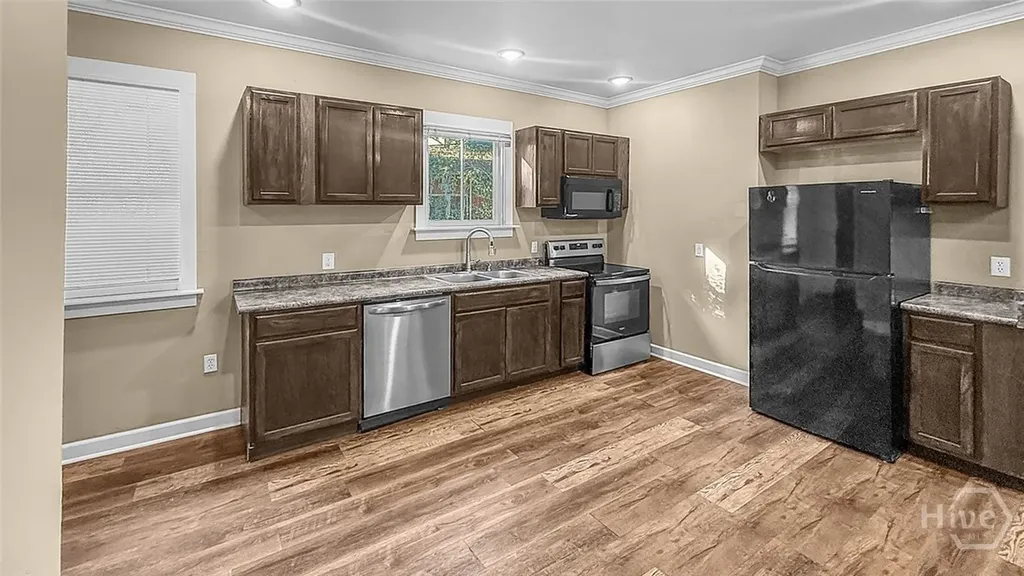 823 W 39th Street Savannah GA 31415