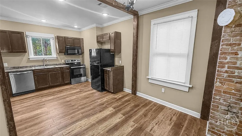 823 W 39th Street Savannah GA 31415