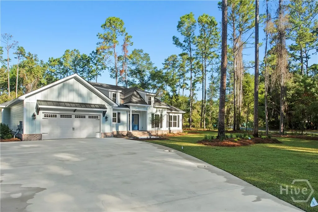 1140 NE Winterberry Drive Townsend GA 31331