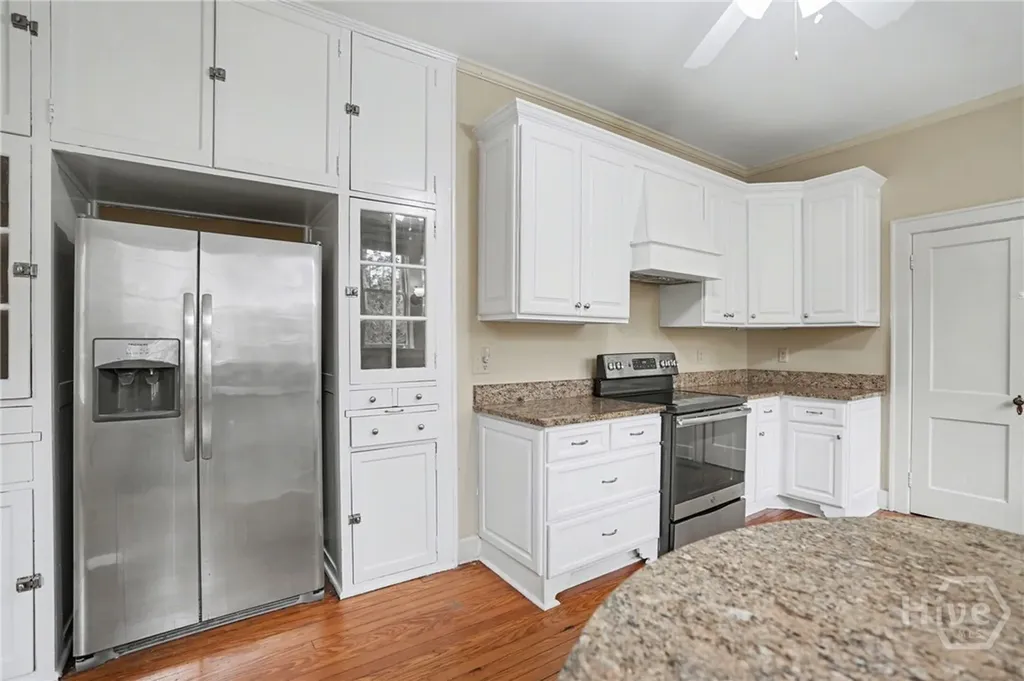 25 Washington Avenue Savannah GA 31405