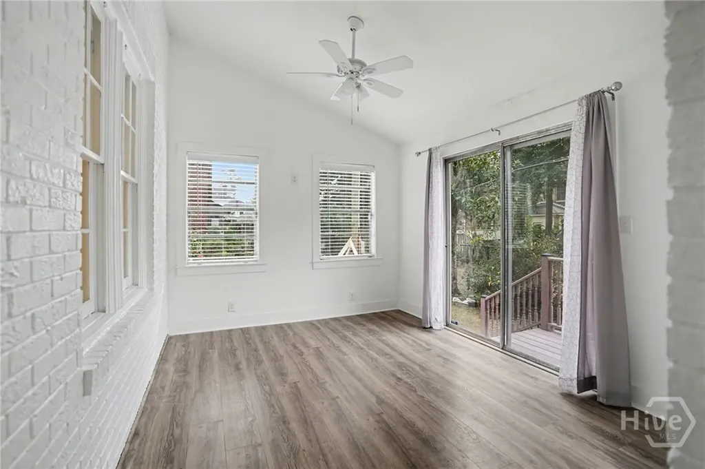 25 Washington Avenue Savannah GA 31405