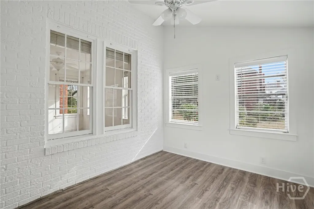25 Washington Avenue Savannah GA 31405