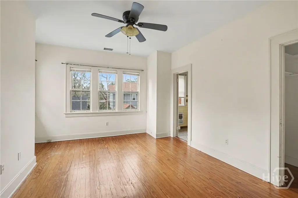 25 Washington Avenue Savannah GA 31405
