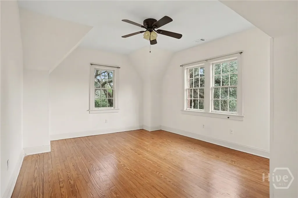25 Washington Avenue Savannah GA 31405