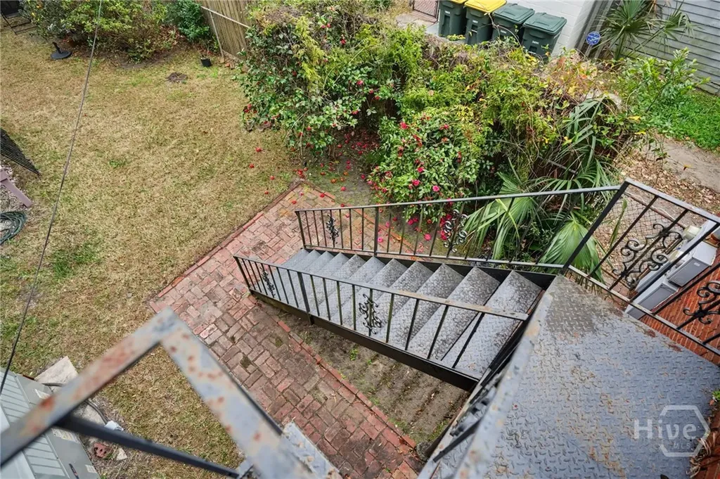 25 Washington Avenue Savannah GA 31405