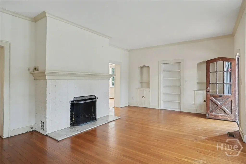 25 Washington Avenue Savannah GA 31405
