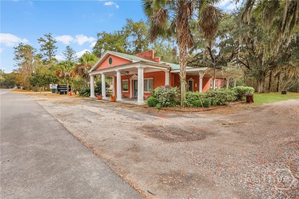 15618 Us 17 Highway Townsend GA 31331