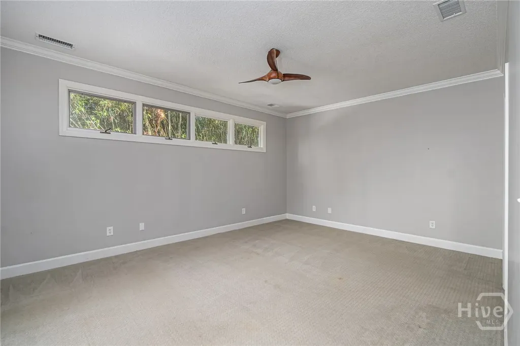 22 Deer Run Savannah GA 31411