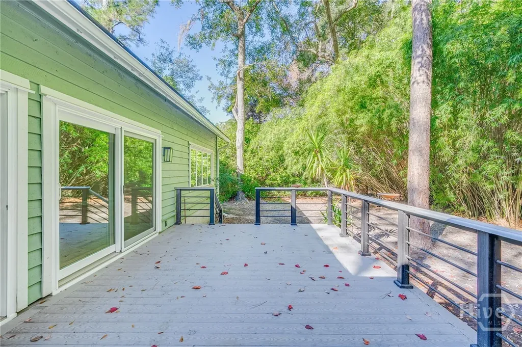 22 Deer Run Savannah GA 31411